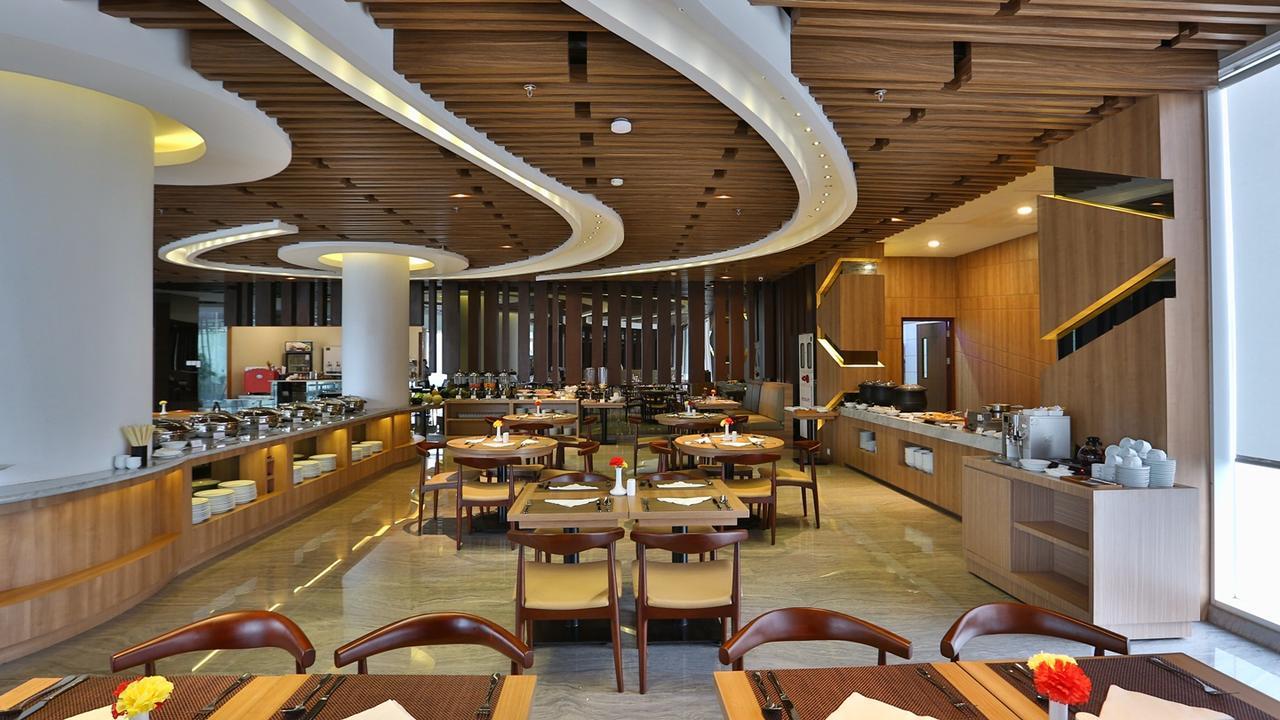 Hotel Sunerra Antero Jababeka 4*